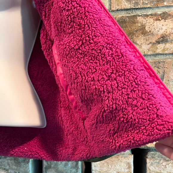 Patagonia Reversible Vest - Picture 7 of 9